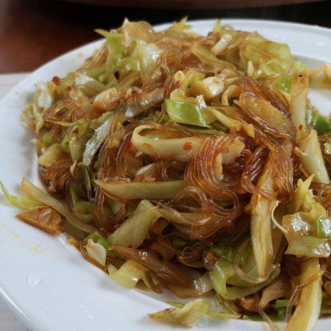 卷心菜炒粉丝 Glass noodles with Cabbage