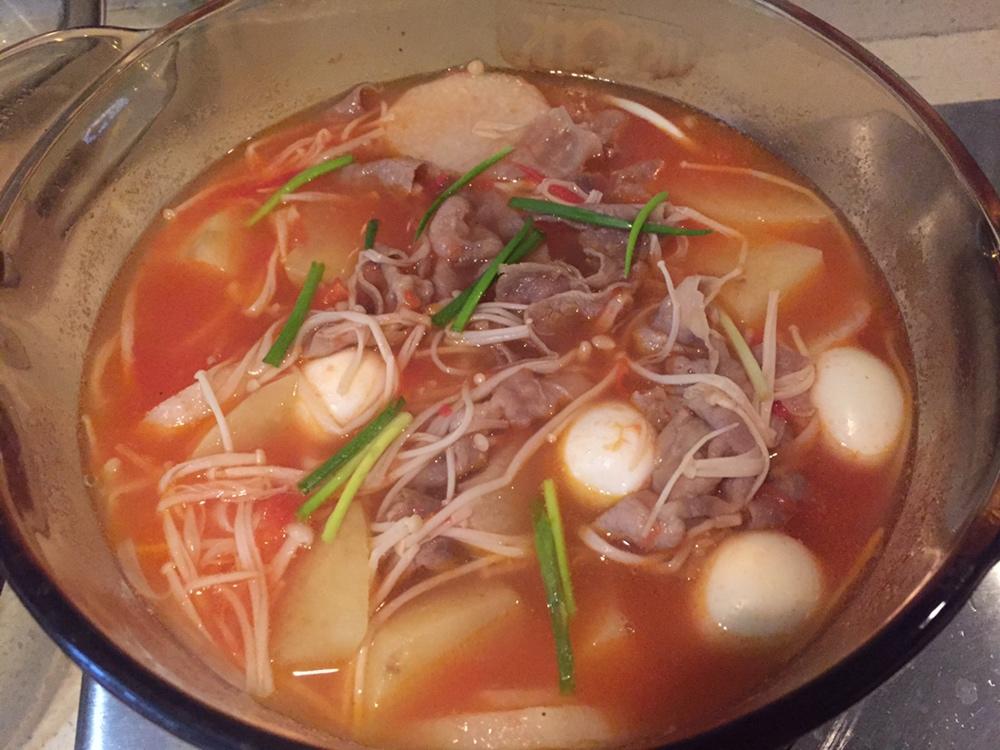 番茄土豆肥牛锅
