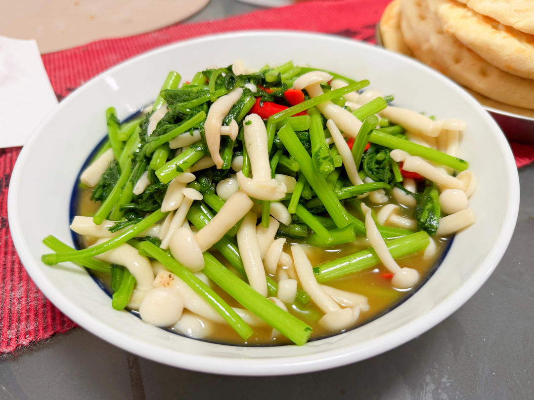茼蒿白玉菇