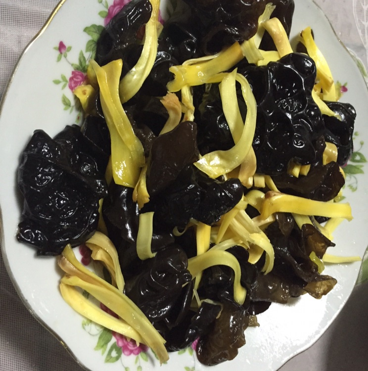 木耳爱上菠萝蜜