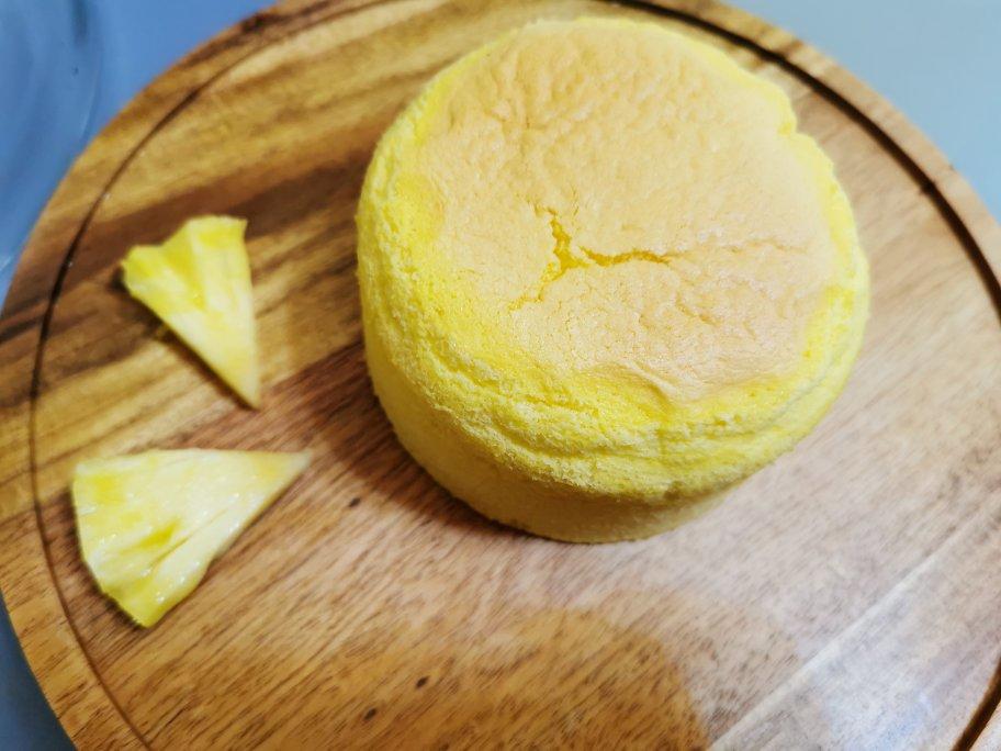 戚风蛋糕胚（含四寸、五寸、六寸、八寸、十寸戚风蛋糕配方）