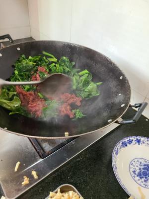 潮汕牛肉炒粿条的做法 步骤5