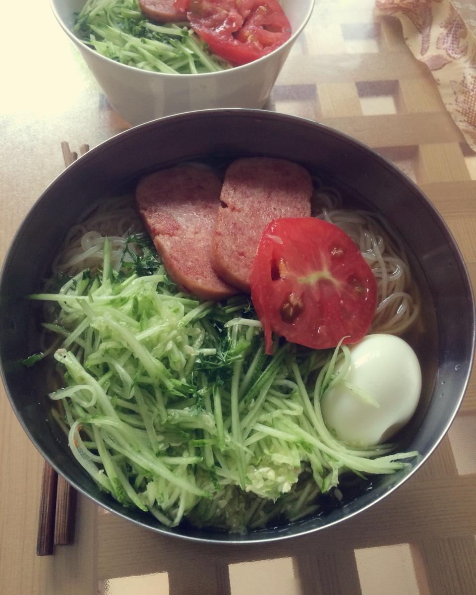 秘制快手冷面（不一样的冷面汤）