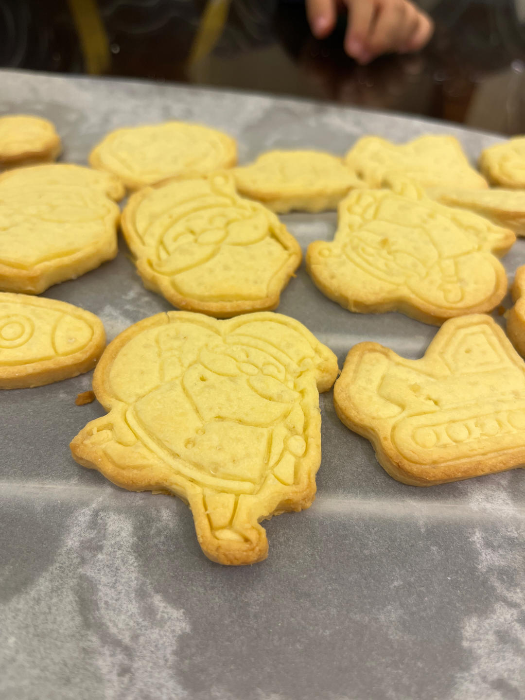 小朋友们超爱的卡通小饼干