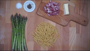 芦笋培根意面-美味又简单的初夏清脂料理的做法 步骤1