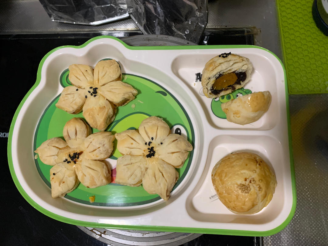 最详细的蛋黄酥（广式月饼🥮）方子修订版（新手必看）