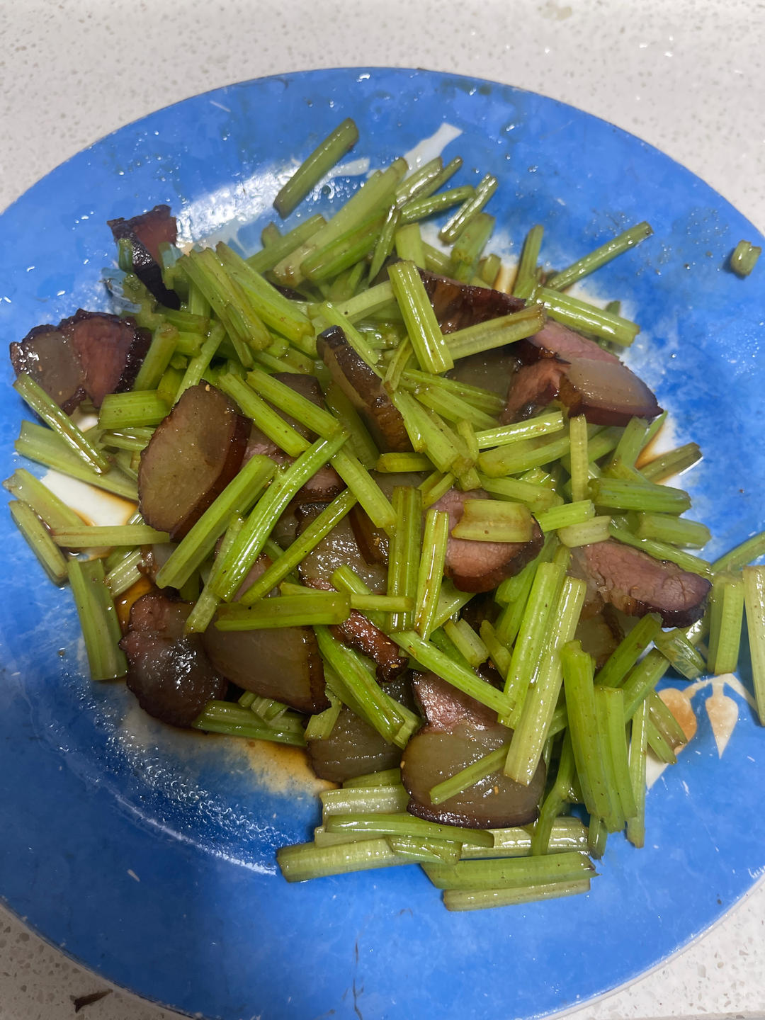 西芹炒腊肉