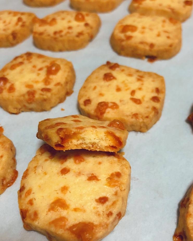 来吧青春痘—马苏里拉爆痘饼干（不能再简单的入门级步骤）