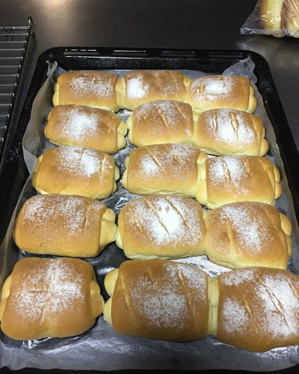 软到不知所措的牛奶卷