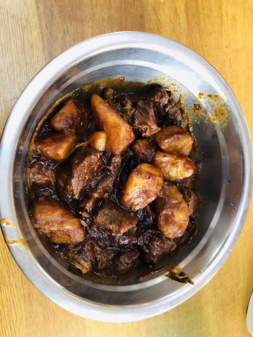 红烧牛肉土豆 （独家秘制）