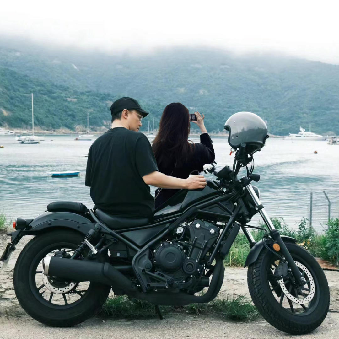 摸一嗷喵