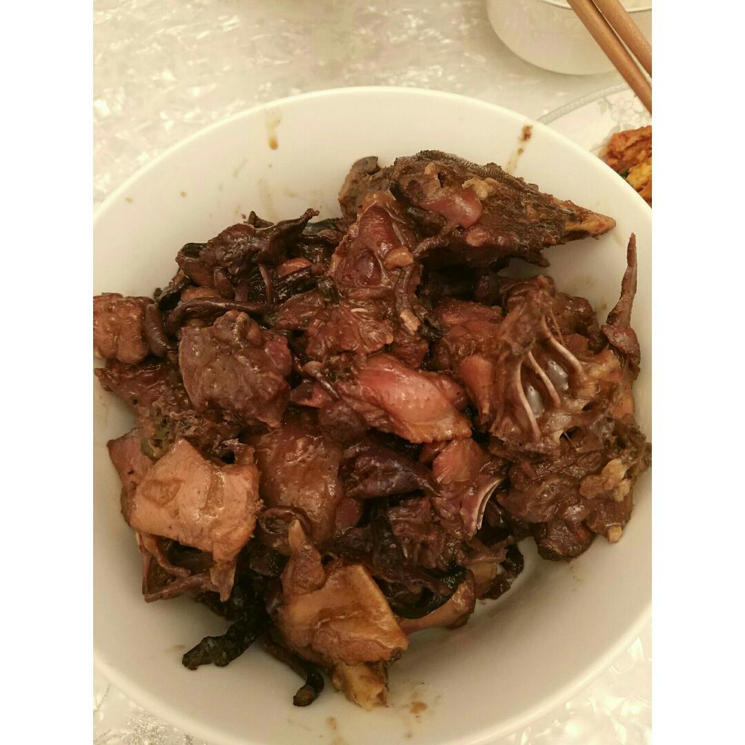 小鸡炖蘑菇