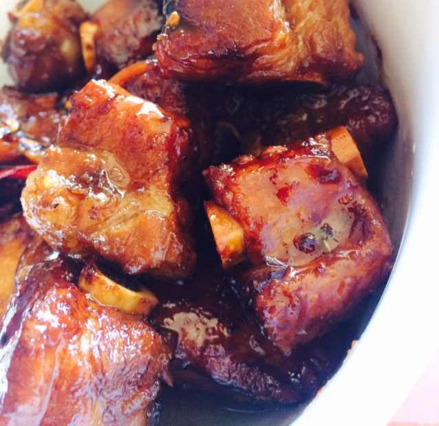 啤酒烧排骨（好吃到吼吼～）