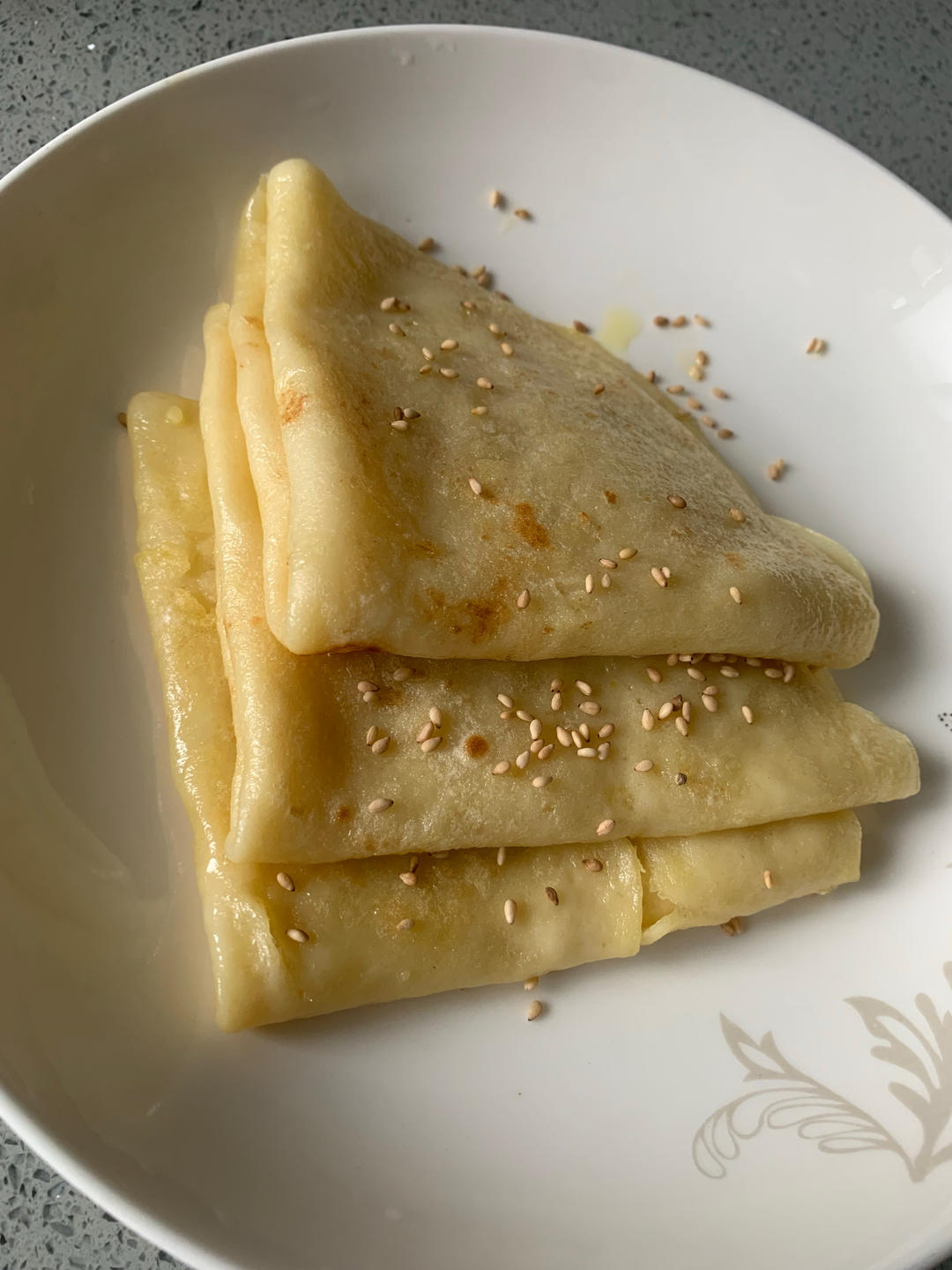 不粘粉，不揉面，5分钟就能搞定的鸡蛋饼