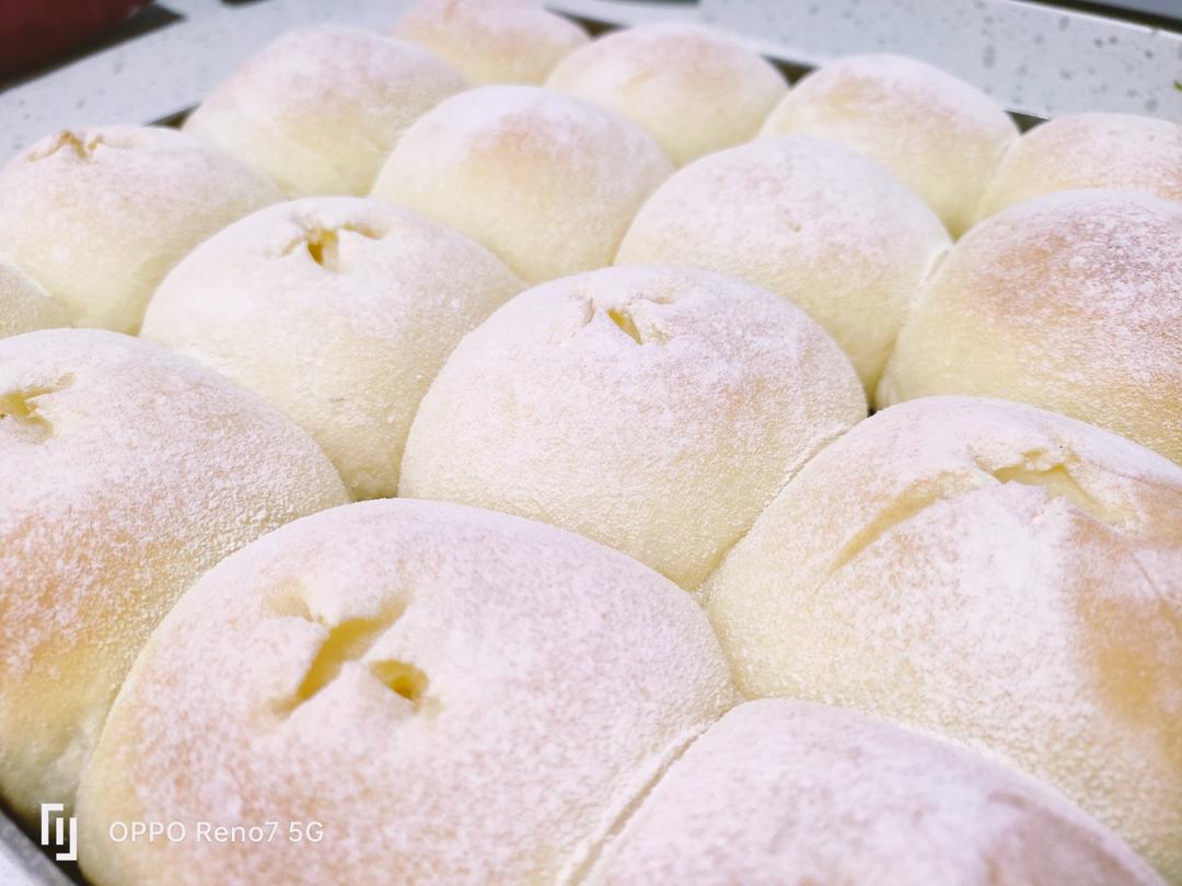 软fufu ‼️云朵爆浆酸奶小面包
