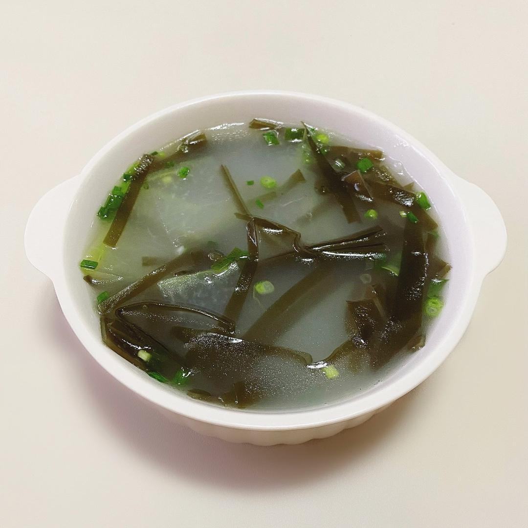 【冬瓜海带汤的做法步骤图,冬瓜海带汤怎么做好吃】做饭是为了自己开