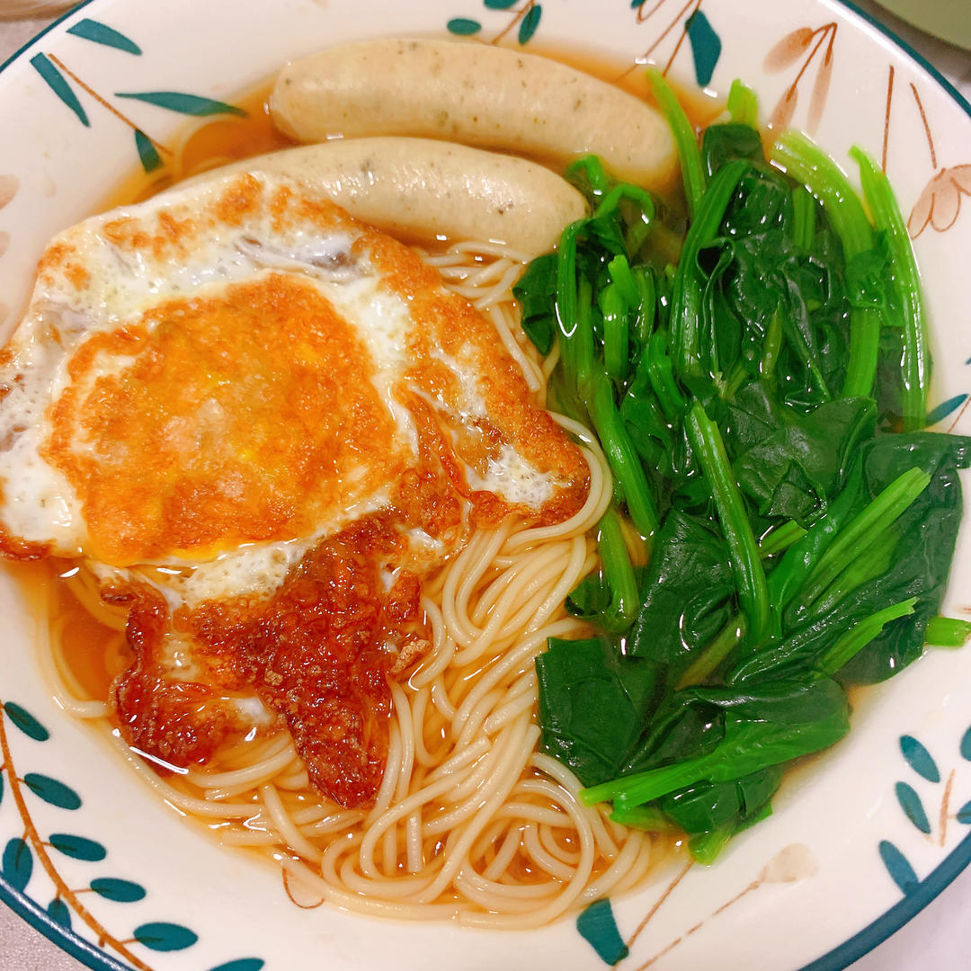 早餐来一碗清汤面，色香味俱全！