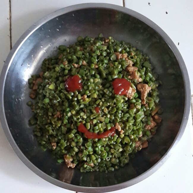 肉沫豆角下饭菜