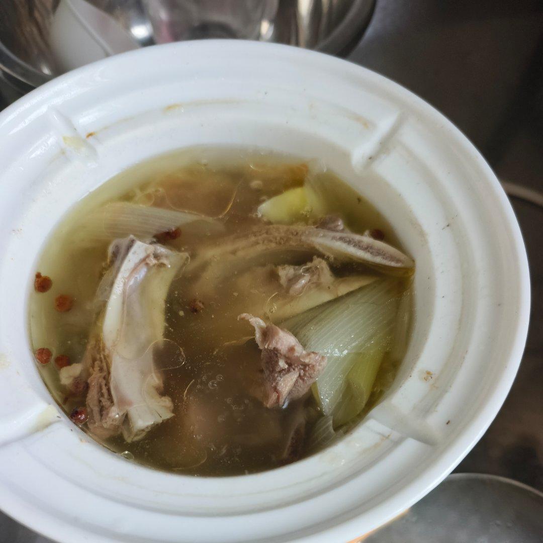 宁夏人吃的清炖羊肉超简单做法！