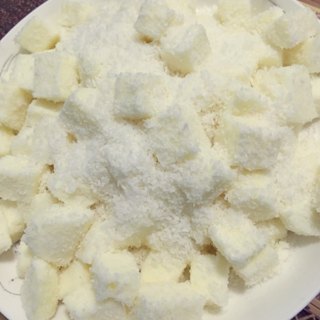 完胜85度C牛奶椰丝小方