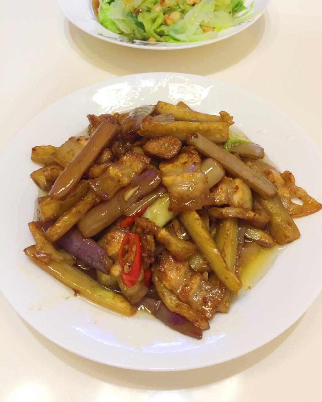 堂妈小厨——红烧茄子
