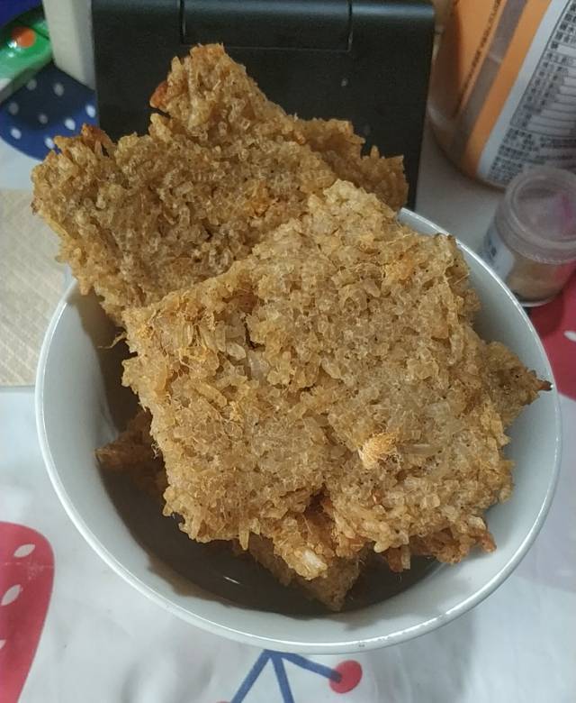 自制剩米饭锅巴