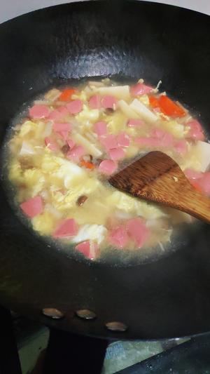暖心暖胃的菌菇汤（10分钟超快手）的做法 步骤8