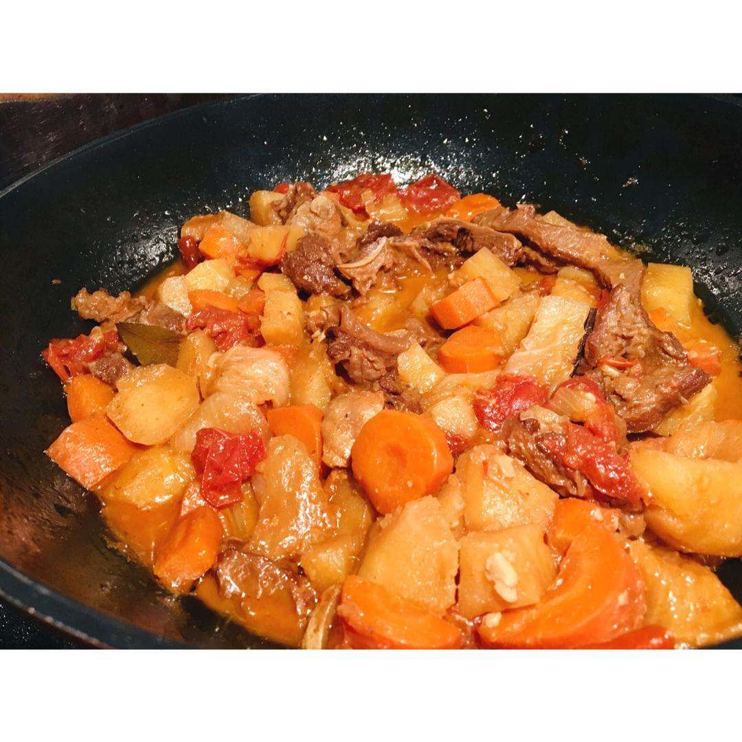 一个话唠包教包会的香浓红烩牛腩