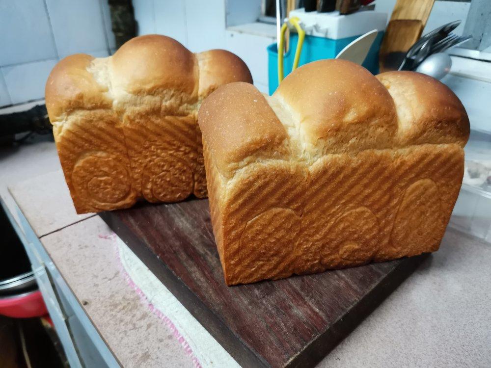 吴克己手撕炼乳吐司