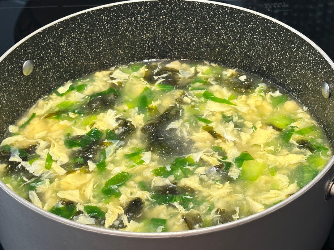 青菜鸡蛋面疙瘩汤
