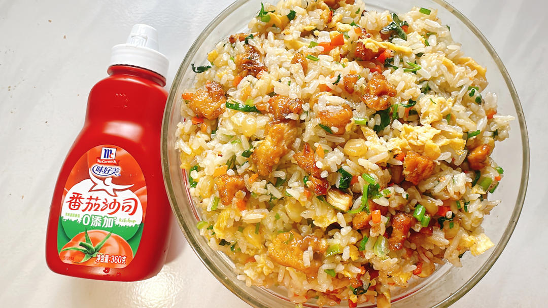 味好美番茄沙司～鸡丁炒饭
