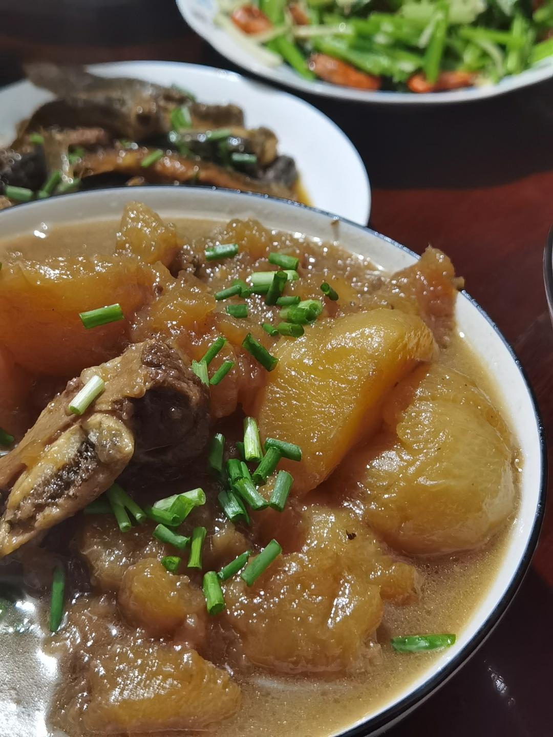 祖传的萝卜炖牛排