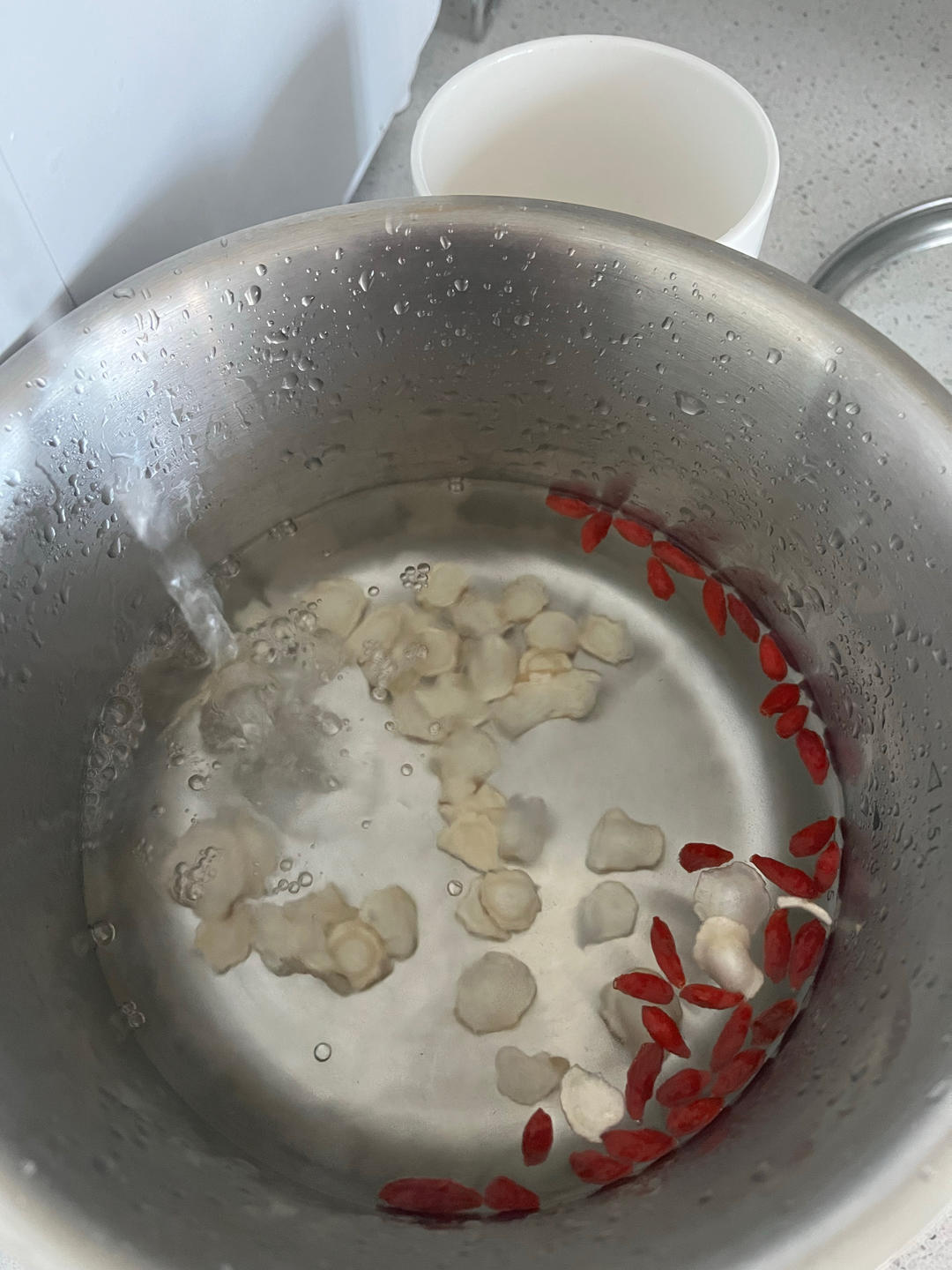 养气宁神西洋参茶