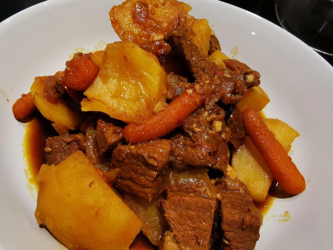 超简单的炖牛肉