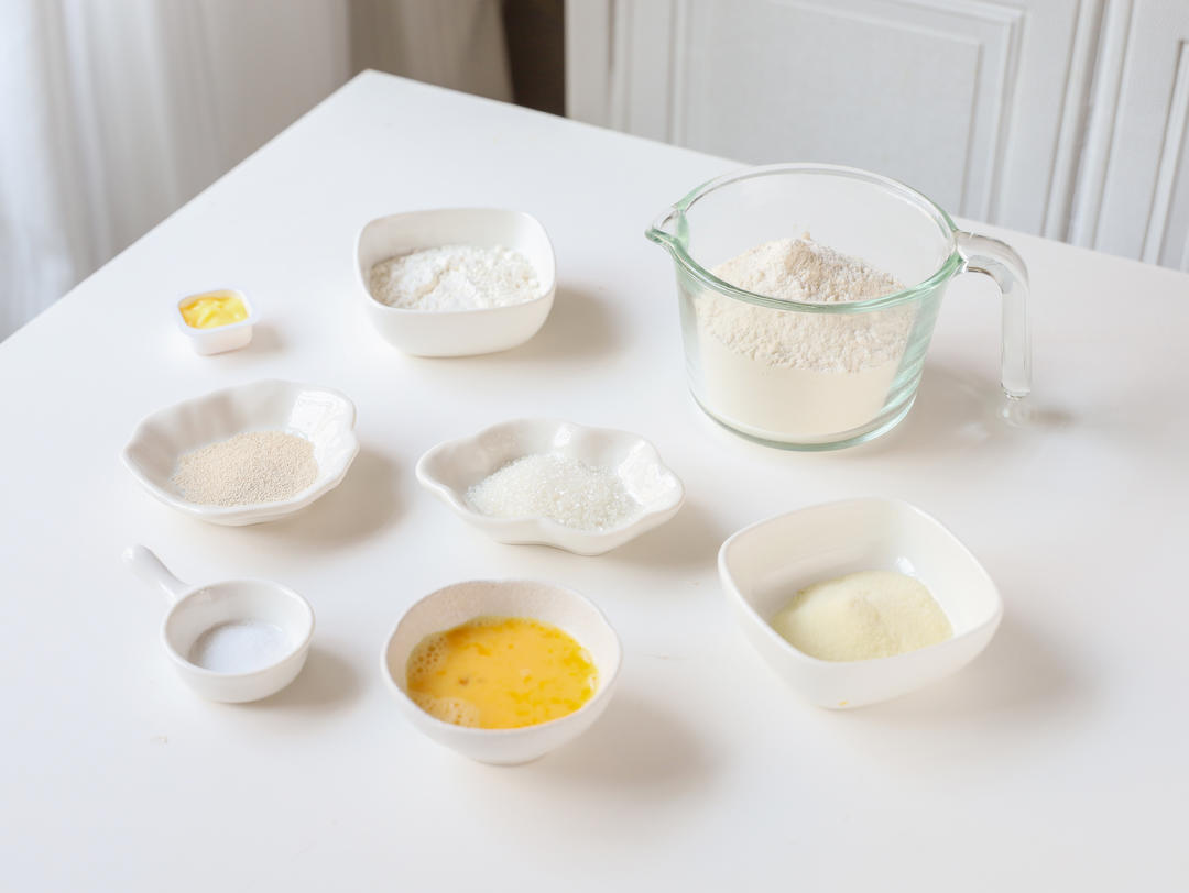 纯奶手撕吐司的做法 步骤1