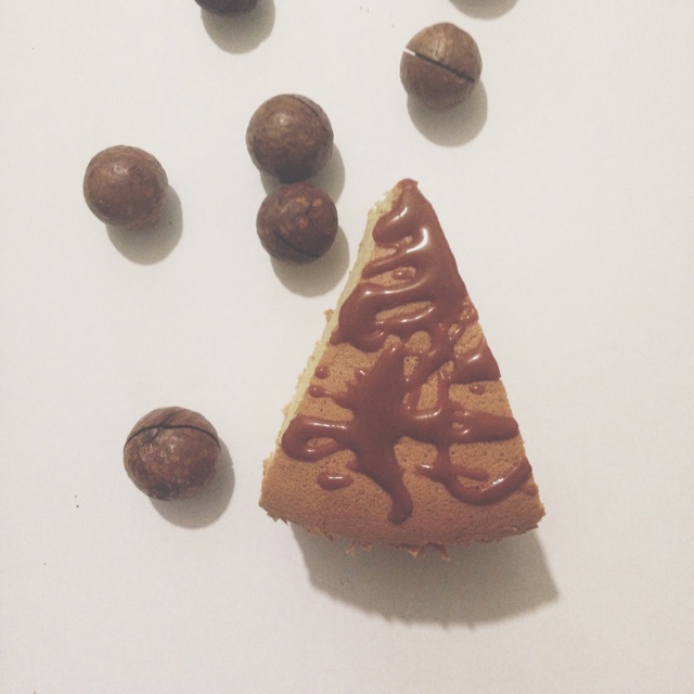 超简单完美戚风蛋糕（6寸2蛋）附打发、翻拌、脱模视频