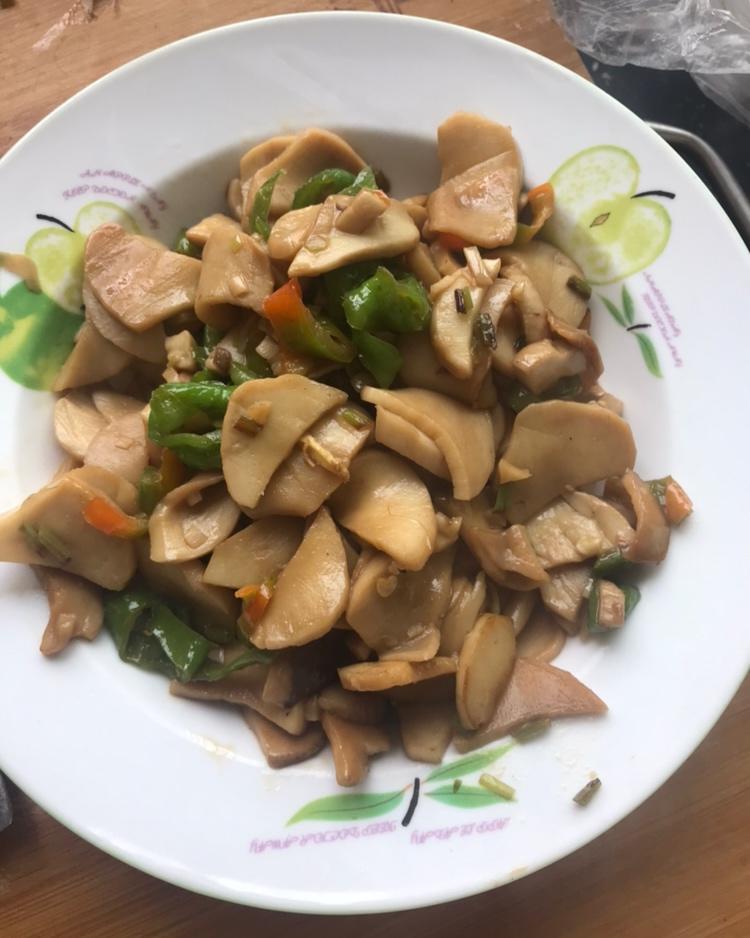 青椒炒鲍菇