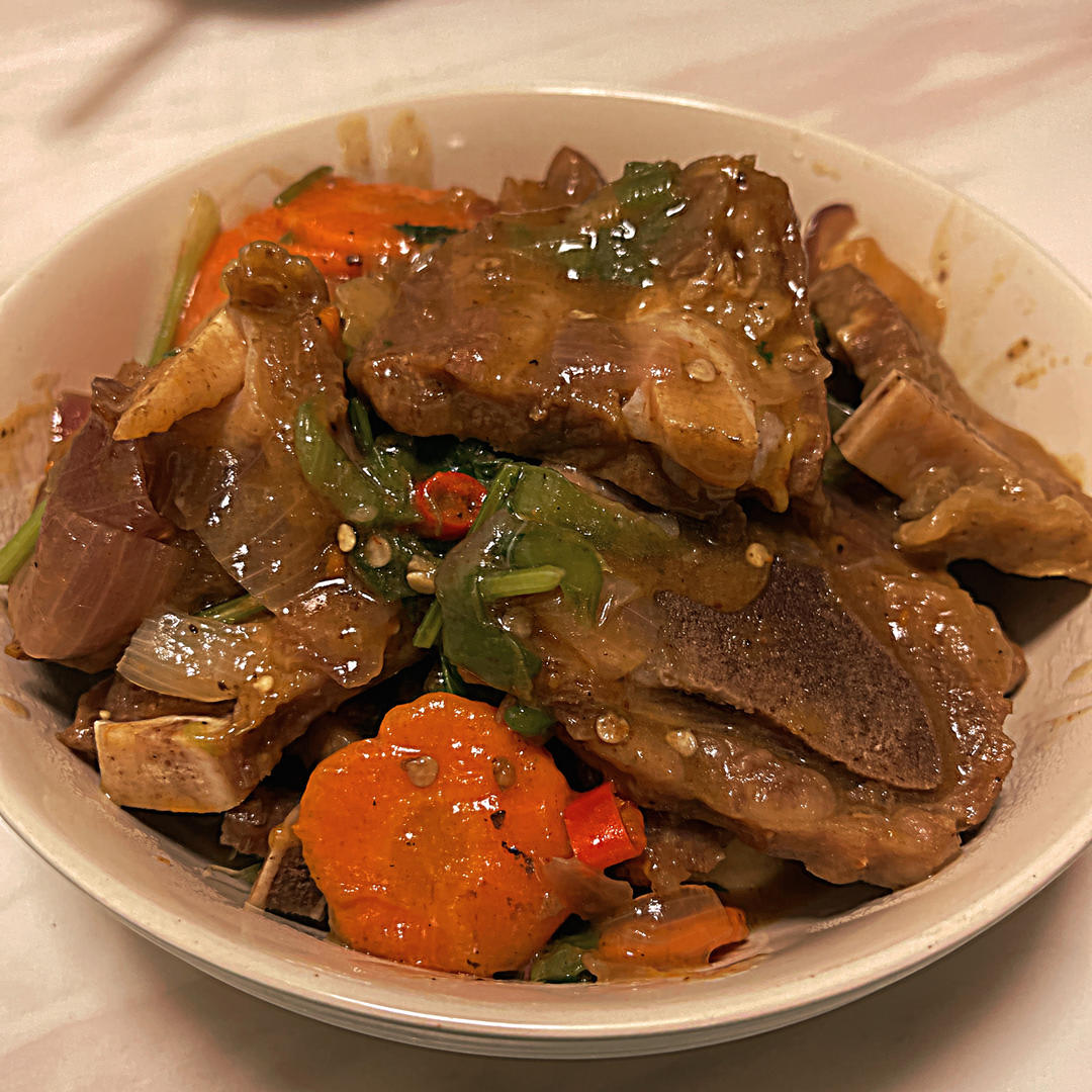 黑椒牛仔骨