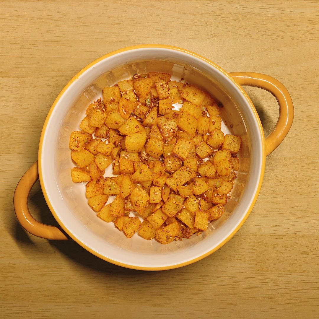 秒杀路边摊！香气扑鼻的【香辣孜然土豆】