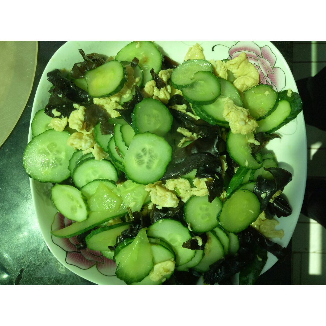 黄瓜木耳炒鸡蛋