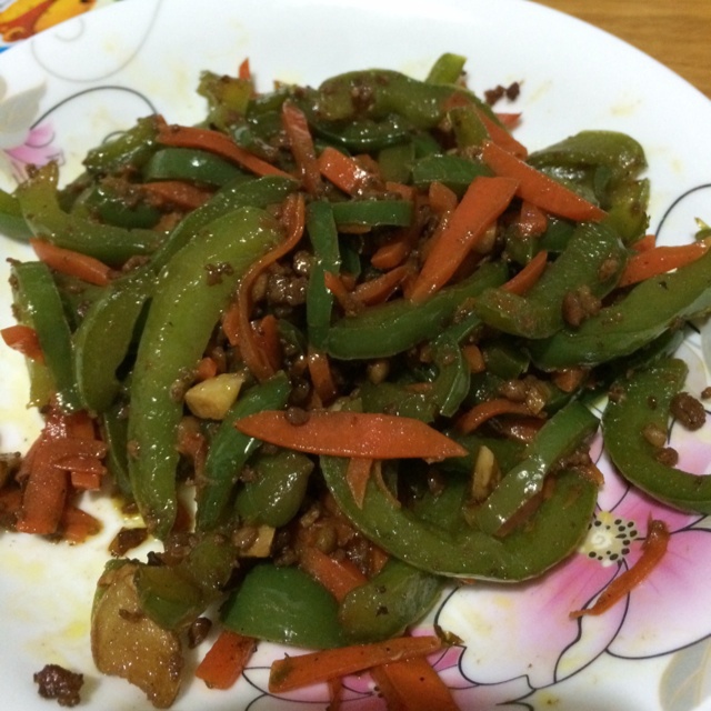 青椒胡萝卜肉丝