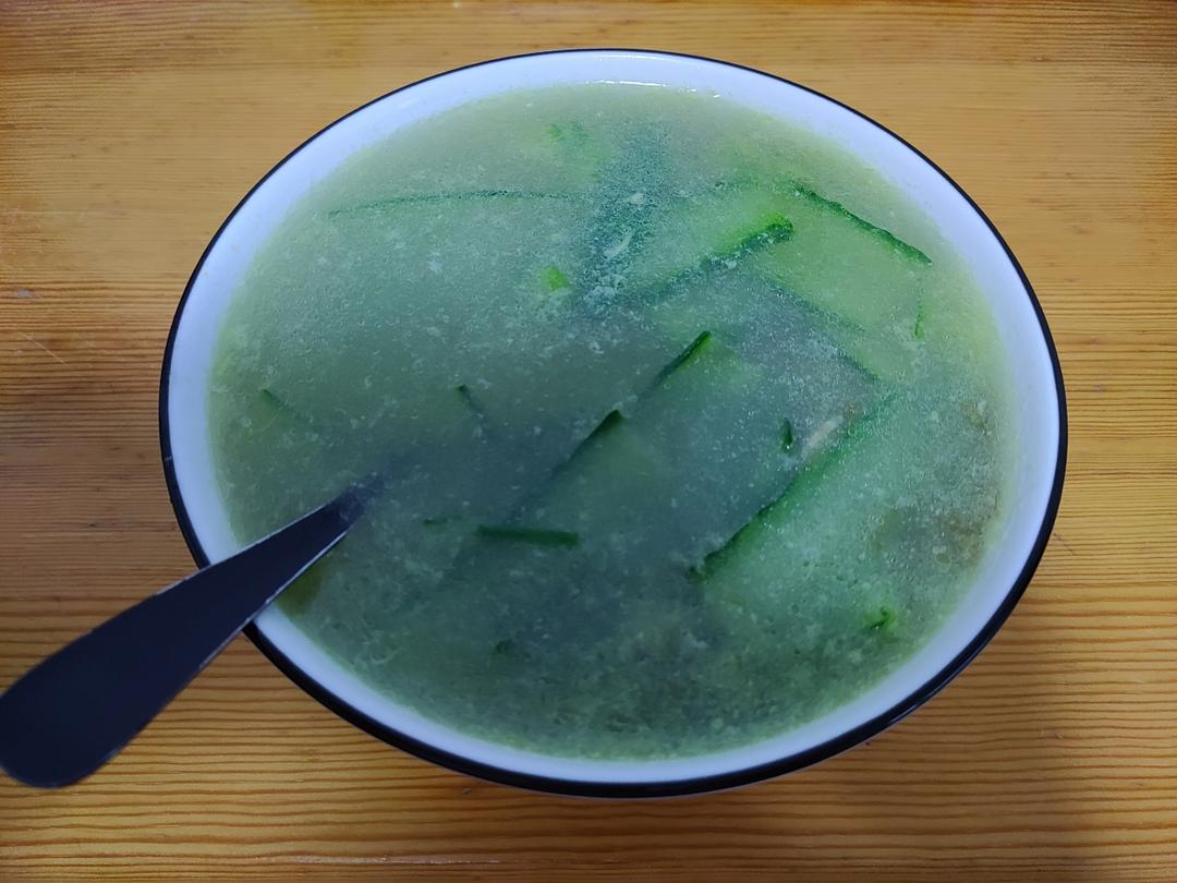 黄瓜皮蛋汤