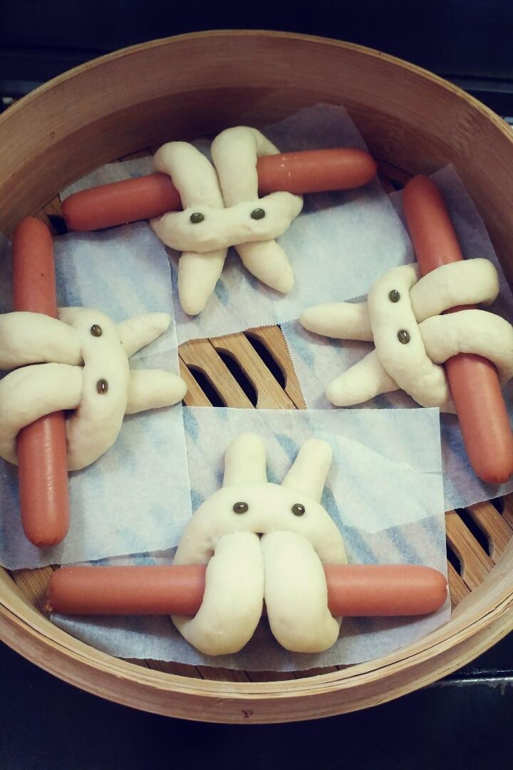 香肠兔子馒头卷