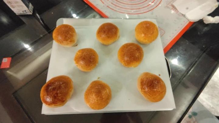 【万用基础软面包配方】我要用这个面团挑战100种造型和风味面包！