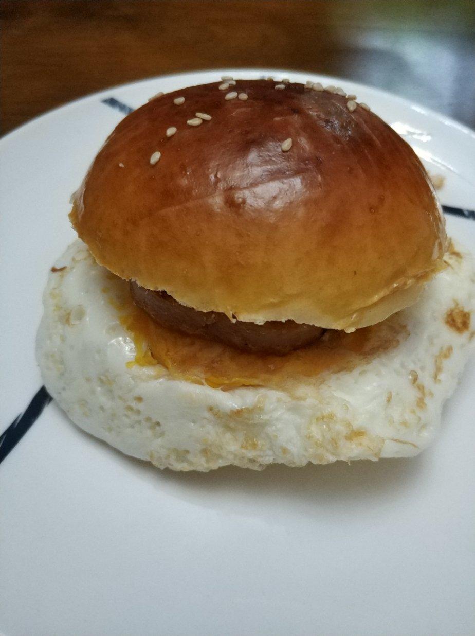 自制营养肉饼汉堡包