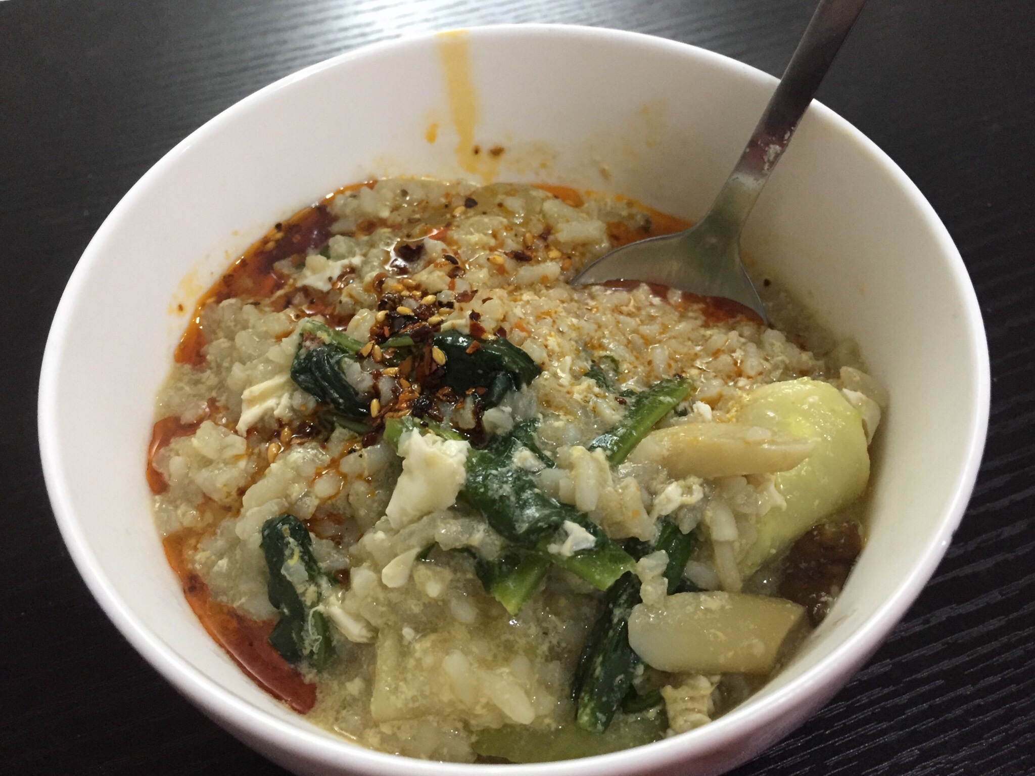 香菇黄瓜莴笋叶汤饭的做法