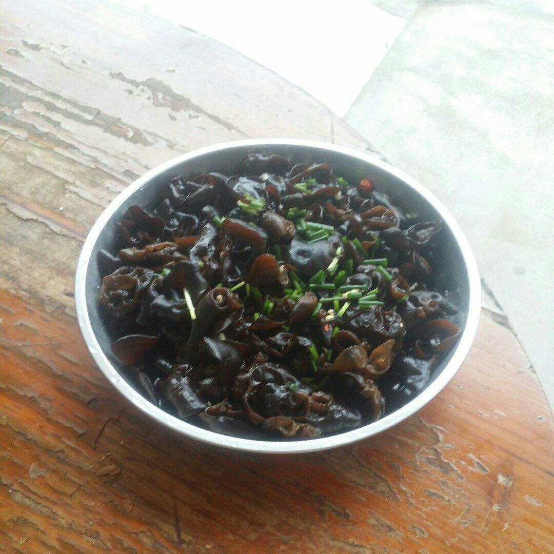 凉拌木耳