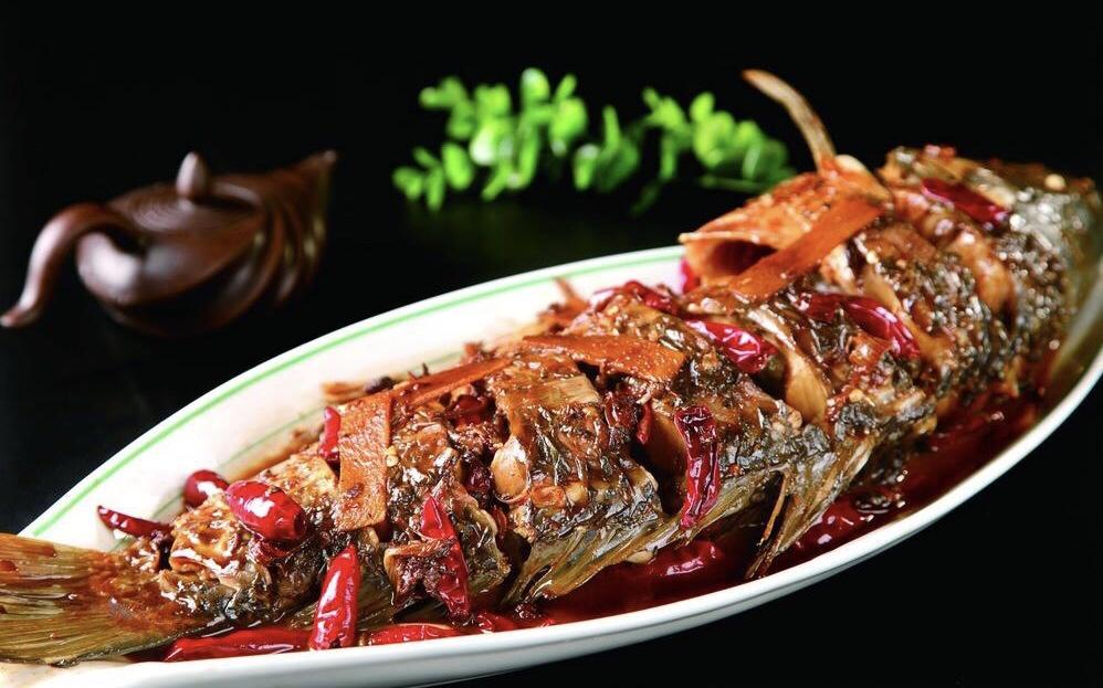 秘制红烧鲤鱼