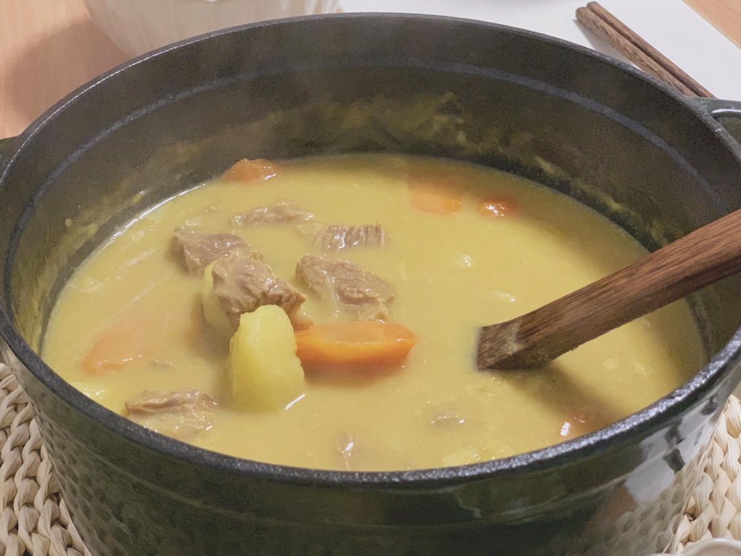 冬日暖身咖喱牛腩锅