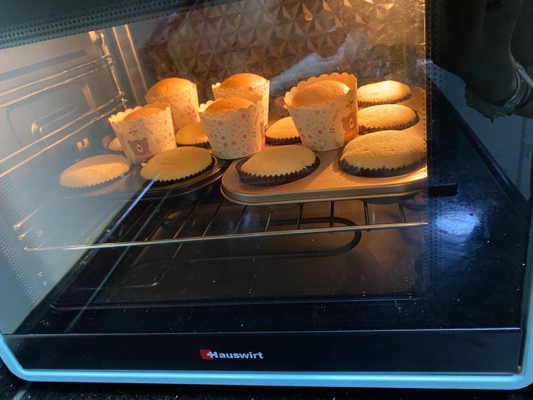 纸杯蛋糕 8寸戚风蛋糕的量